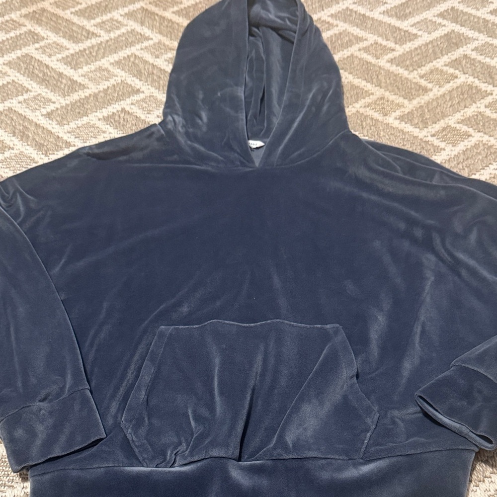 American Eagle Navy Women’s Plush Hoodie
Large